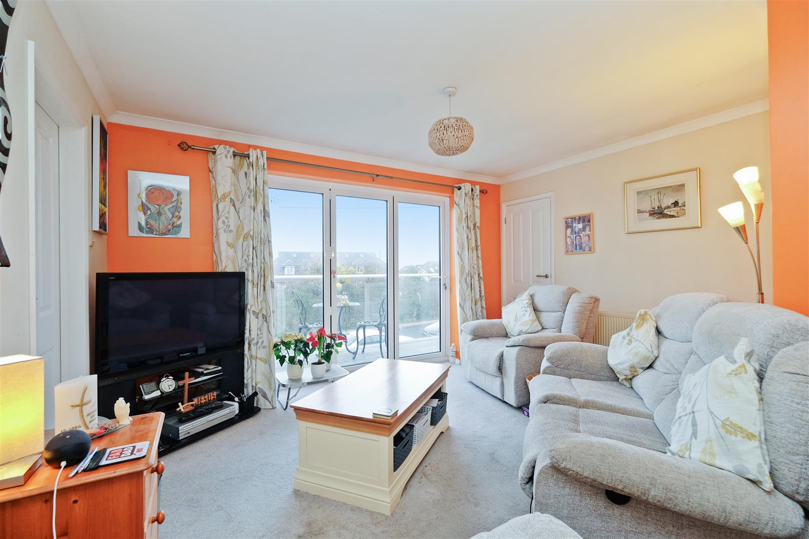 3 Bed, 1 Bath Property For Sale in Joy Lane, CT5 4ES